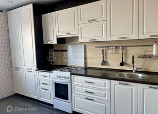 Продажа 2-ком. квартиры, 55.83 м2, Великий Новгород, ЖК Радуга, Озёрная улица, 14к3