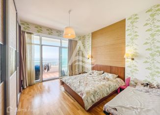 Продаю 2-комнатную квартиру, 99.5 м2, посёлок городского типа Кореиз, Севастопольское шоссе, 45