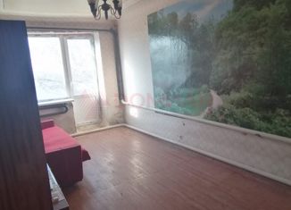 Продам двухкомнатную квартиру, 42 м2, село Екатериновка, улица Мира, 5