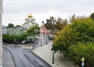 Продаю 3-ком. квартиру, 182.4 м2, Москва, улица Остоженка, 11, улица Остоженка