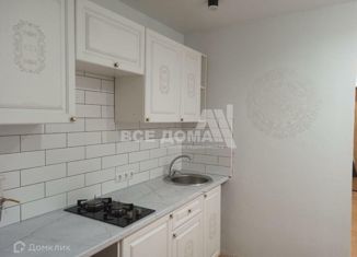 Продам 2-ком. квартиру, 41 м2, Ставрополь, улица Михаила Морозова, 51, микрорайон № 1