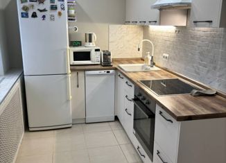 Продажа 3-ком. квартиры, 59 м2, Красноярский край, улица Королёва, 11