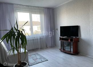 Продается 2-комнатная квартира, 39.5 м2, Абакан, улица Баландиной, 33