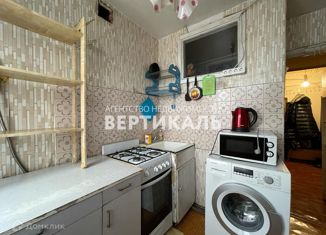 Сдаю двухкомнатную квартиру, 50 м2, Москва, улица Трофимова, 22к1, улица Трофимова