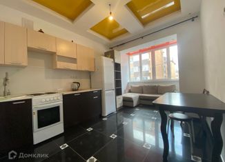 Продается 1-комнатная квартира, 40 м2, Краснодар, улица Рахманинова, 24, улица Рахманинова