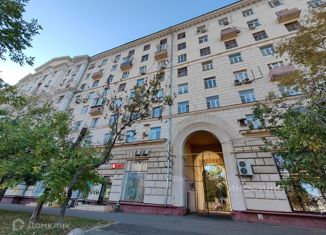 Продам 2-ком. квартиру, 70 м2, Москва, улица Трофимова, 35/20