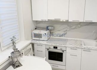 Продаю однокомнатную квартиру, 38 м2, Москва, улица Цюрупы, 20к1, метро Новые Черёмушки