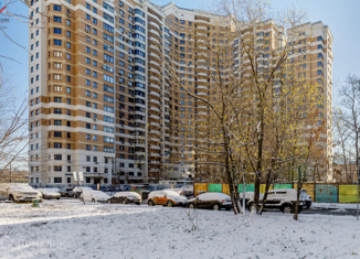 Продается 2-ком. квартира, 63.2 м2, Москва, улица Милашенкова, 1, улица Милашенкова