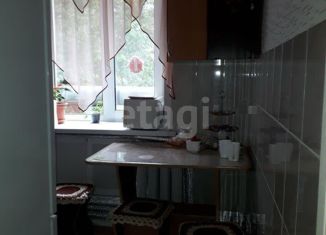 Продаю 2-ком. квартиру, 42 м2, село Октябрьское, Лесная улица, 3