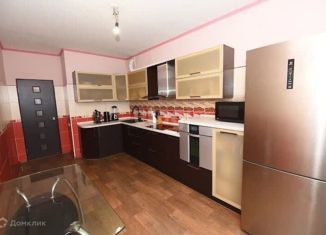 Продается 3-комнатная квартира, 93.5 м2, Барнаул, улица Антона Петрова, 247В, Индустриальный район