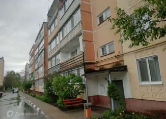 1-ком. квартира на продажу, 28.4 м2, поселок городского типа Разумное, улица 78-й Гвардейской Дивизии, 12