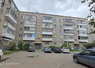 Продажа двухкомнатной квартиры, 52.2 м2, Ревда, улица Павла Зыкина, 26