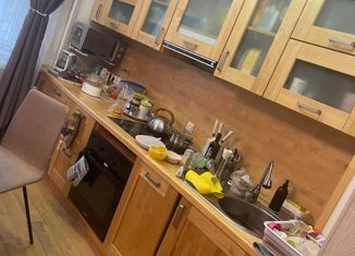 4-ком. квартира на продажу, 73.5 м2, Чайковский, Камская улица, 1