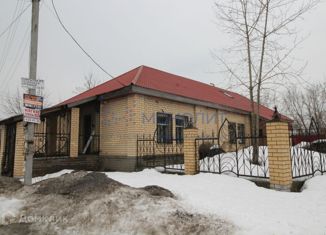 Продаю дом, 260 м2, село Большая Ельня, площадь Жданова, 20