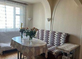 Продаю трехкомнатную квартиру, 76 м2, Москва, улица Маршала Голованова, 13, метро Марьино