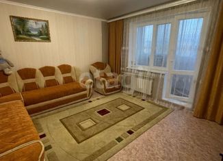Продаю однокомнатную квартиру, 36 м2, Тобольск, 10-й микрорайон, 86
