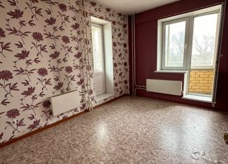 Продам 3-комнатную квартиру, 78.6 м2, Челябинская область, улица Калмыкова, 16А