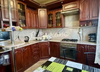 Продам 4-комнатную квартиру, 88 м2, Белгородская область, Центральная улица, 4