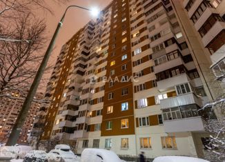 Продам двухкомнатную квартиру, 54 м2, Москва, Ангелов переулок, 11к1, район Митино