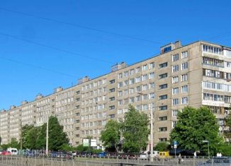 Продам однокомнатную квартиру, 33.5 м2, Санкт-Петербург, улица Дыбенко, 22к1, метро Улица Дыбенко