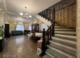 Продается дом, 200 м2, деревня Волоть