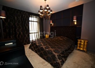 Продается четырехкомнатная квартира, 174 м2, Москва, район Щукино, улица Маршала Бирюзова, 31