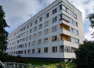 Продам 3-комнатную квартиру, 69.6 м2, городской посёлок Синявино, улица Кравченко, 3