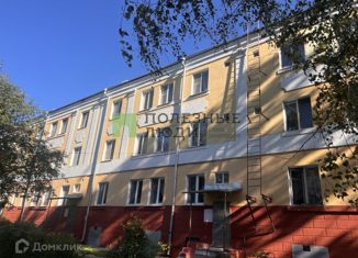 Продажа 3-ком. квартиры, 60 м2, Тула, улица Марата, 57