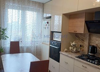 Продам трехкомнатную квартиру, 65.4 м2, Нижний Новгород, Комсомольская улица, 17, жилой район Соцгород