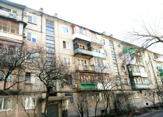 Продаю трехкомнатную квартиру, 47.4 м2, Волгоград, улица Тургенева, 6