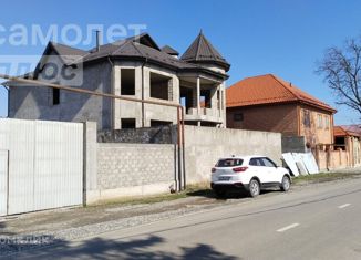 Продаю дом, 600 м2, Чечня, улица имени А.З. Ибрагимова