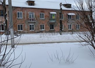 Продаю 2-комнатную квартиру, 53.9 м2, Соликамск, улица Коминтерна, 5