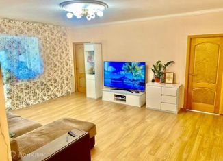 Продается пятикомнатная квартира, 100 м2, Якутск, улица Орджоникидзе, 3/1, Центральный округ