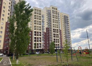 Продаю трехкомнатную квартиру, 81 м2, Оренбургская область, улица Неплюева, 2