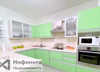 Продаю 5-комнатную квартиру, 243 м2, Ставрополь, улица Ленина, 245, микрорайон №2