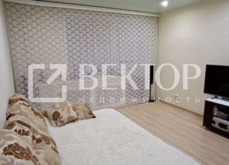 Продается трехкомнатная квартира, 63.4 м2, Ярославль, улица Пирогова, 31, жилой район Липовая Гора