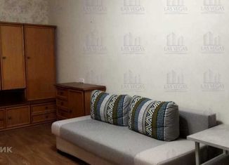 Сдается в аренду 1-комнатная квартира, 45 м2, село Усады, Сиреневая улица, 1