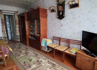 Продается 2-ком. квартира, 37.7 м2, Канаш, Железнодорожная улица, 18