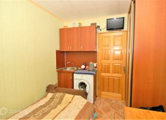 Продается 1-комнатная квартира, 13 м2, Сургут, улица Энергетиков, 45