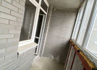 Продаю 2-ком. квартиру, 59 м2, Ростов-на-Дону, проспект 40-летия Победы, 63/17с4, ЖК Сокол Град