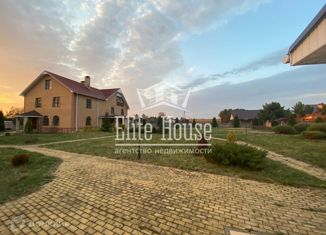 Продаю дом, 580 м2, деревня Камельгино, деревня Камельгино, 153А