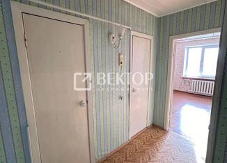 Продаю 2-комнатную квартиру, 52 м2, Костромская область, Советская улица, 3