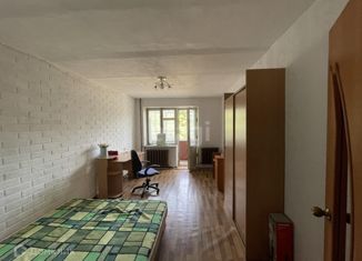 Продается 2-комнатная квартира, 42 м2, Армянск, микрорайон имени Генерала Васильева, 10