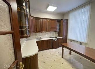 Продается 4-ком. квартира, 97.9 м2, Москва, метро Баррикадная, Малая Грузинская улица, 19/2