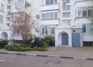 Продаю двухкомнатную квартиру, 66 м2, Севастополь, Античный проспект, 3