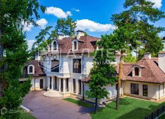 Продаю дом, 1000 м2, деревня Жуковка, А-106, 9-й километр