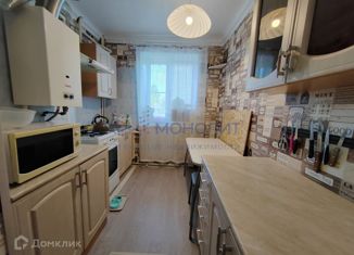 Продается 1-комнатная квартира, 32.3 м2, Бор, улица Победы, 4