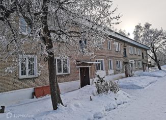 Продаю двухкомнатную квартиру, 40.7 м2, Камень-на-Оби, Радостная улица, 6