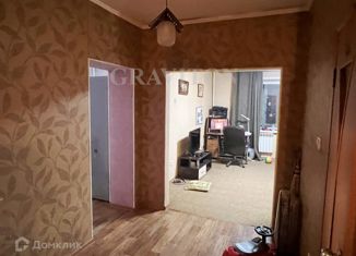 Продаю 2-комнатную квартиру, 68 м2, Горно-Алтайск, улица Мичурина, 2