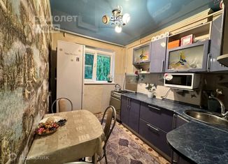 Продается двухкомнатная квартира, 43.7 м2, Челябинск, улица Суркова, 18